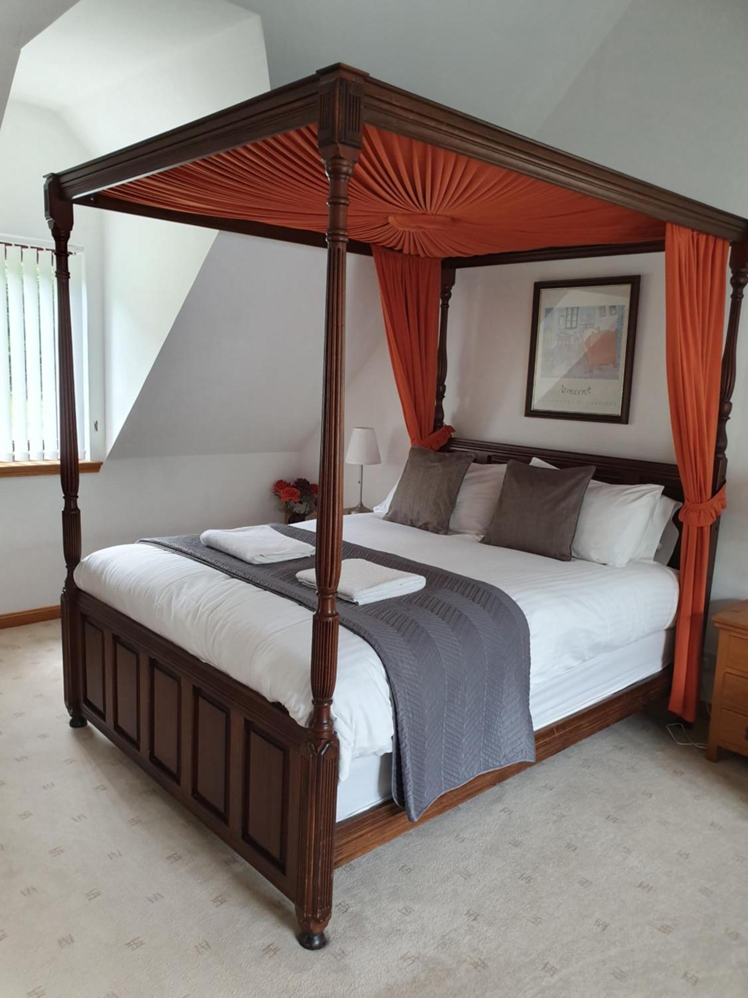 Letterfinlay Lodge House Номер фото